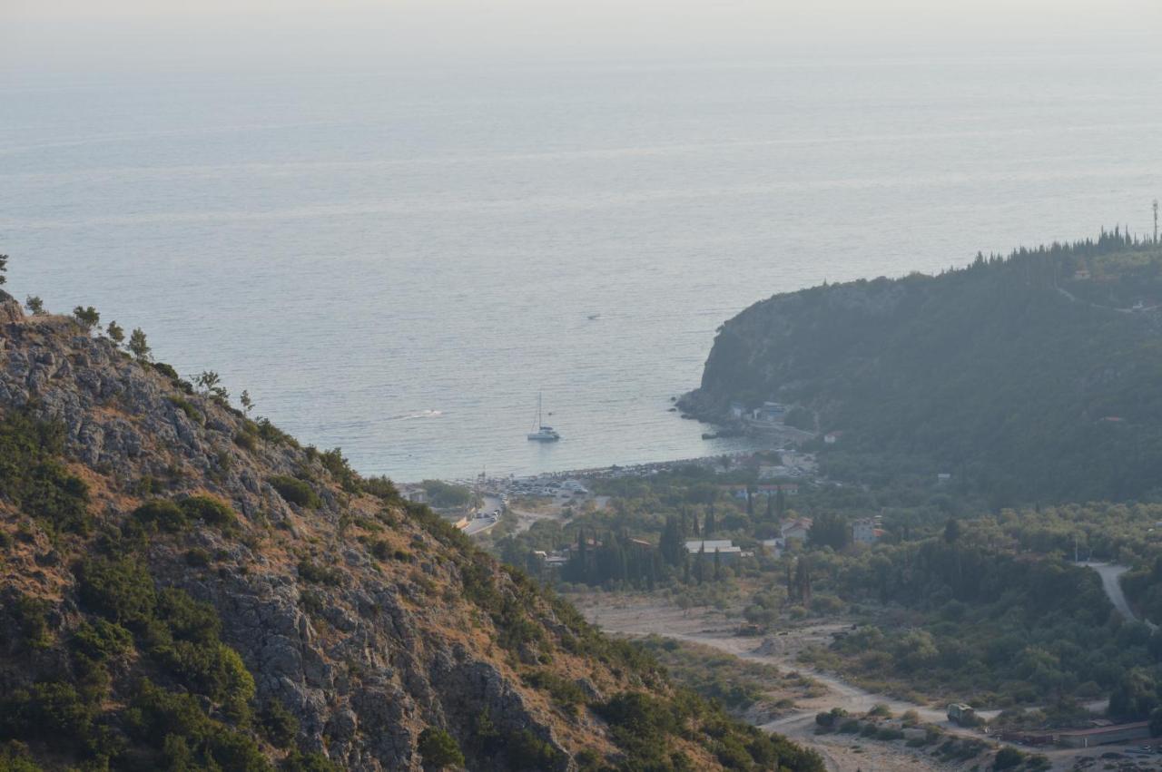 Tolis Rooms Himara Kültér fotó
