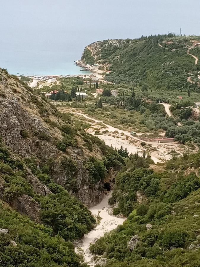 Tolis Rooms Himara Kültér fotó