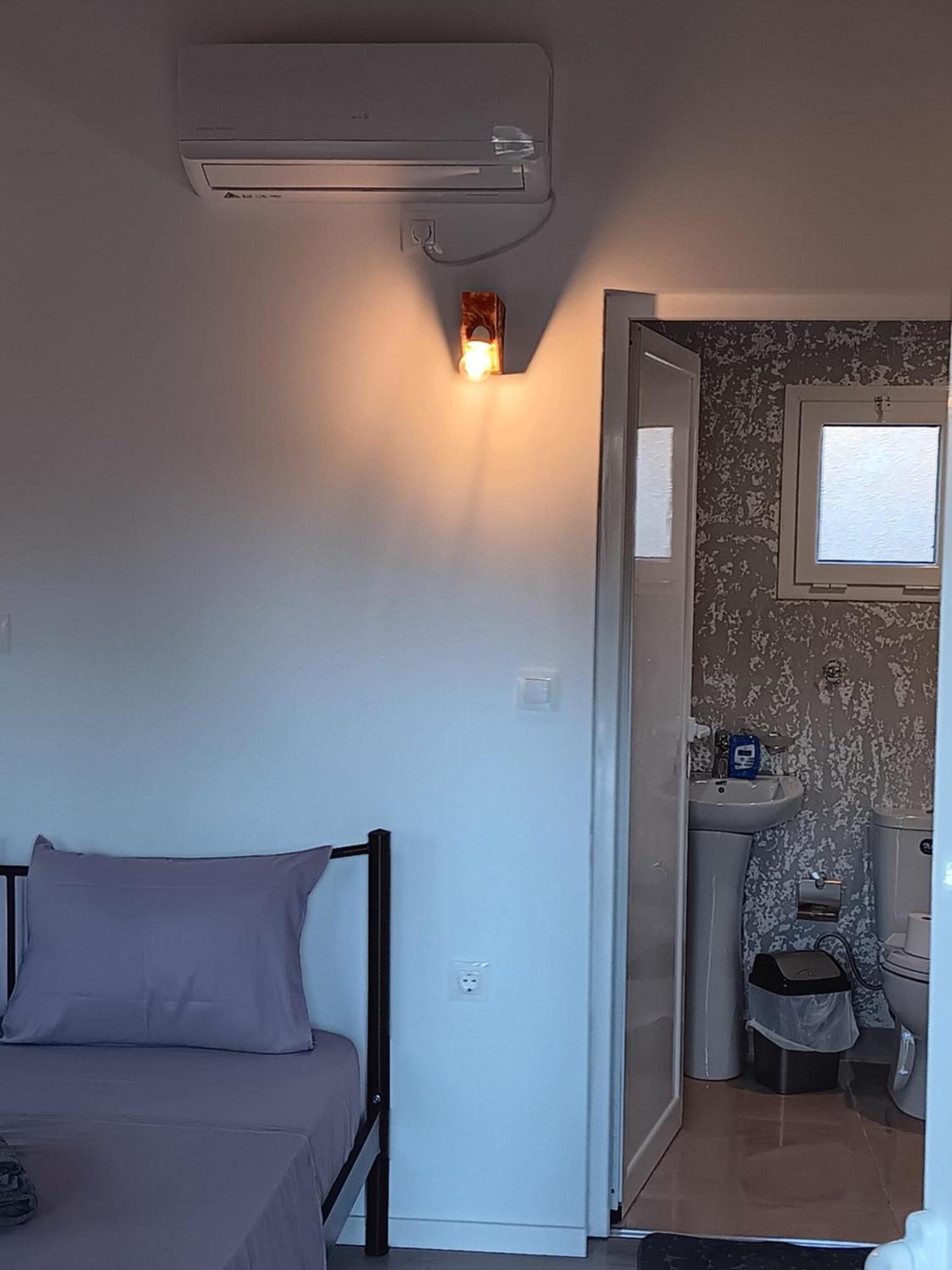 Tolis Rooms Himara Kültér fotó