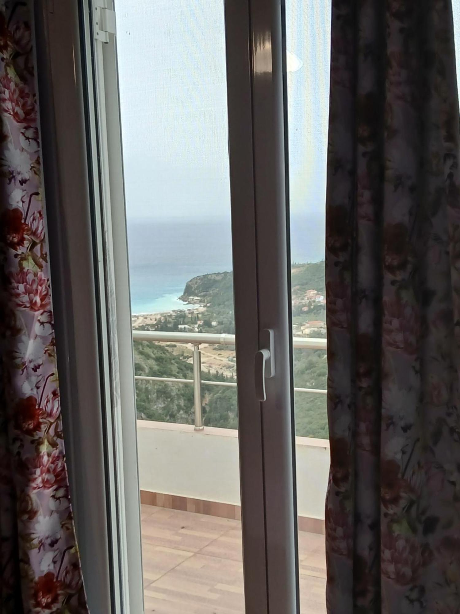Tolis Rooms Himara Kültér fotó